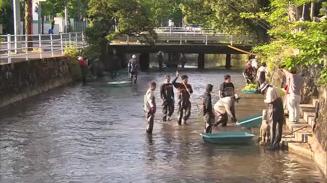 佐賀市の多布施川 水遊びの場の開設前に河川清掃 230人が汗【佐賀県】